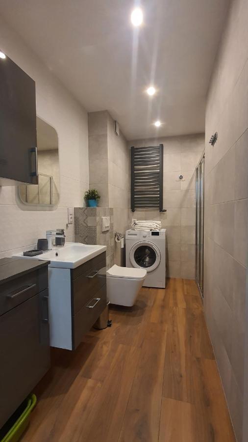 Apartament Holiday 32 เรวัล ภายนอก รูปภาพ